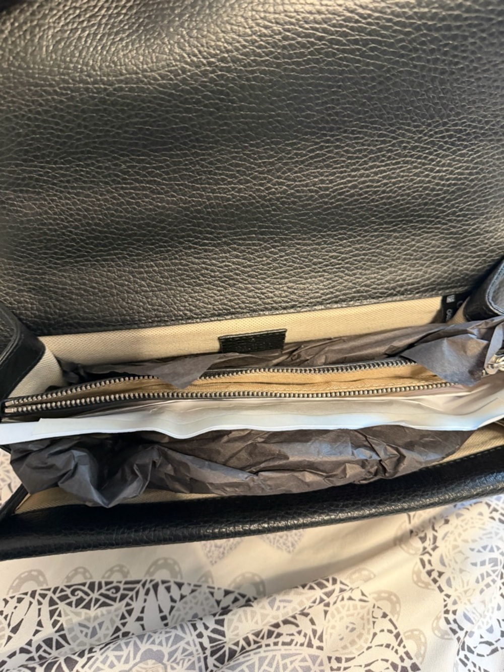 GUCCI LEATHER DIONYSUS CRYSTAL EMBELLISHED BAG - Picture 6 of 10
